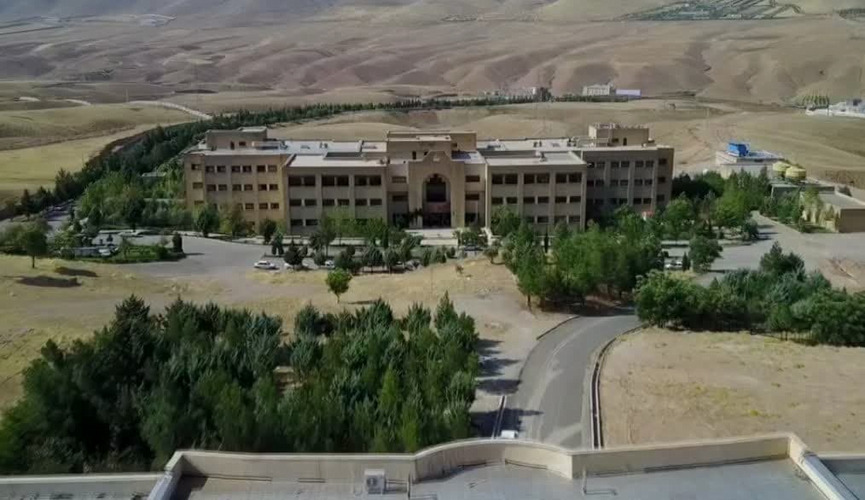 نمایی از دانشکده پزشکی دانشگاه-علوم-پزشکی-لرستان